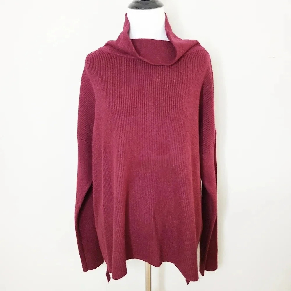 New Devotion by Cyrus Burgundy Ribbed Knit Turtleneck Sweater M